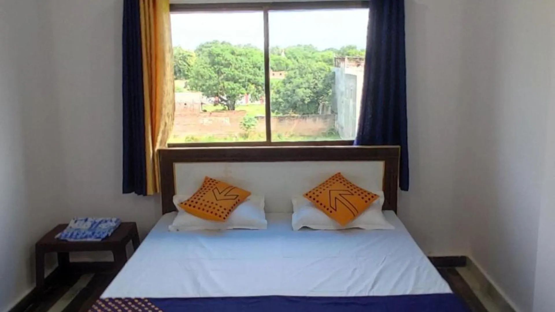 Homestay Varanasi Premium Hotel - K A S H I - N E S T - Near Sarnath Excavated Site - Restaurant And Free Wi-Fi - Fully Air Conditioned Hotel At Prime Location - Best Hotel In Varanasi